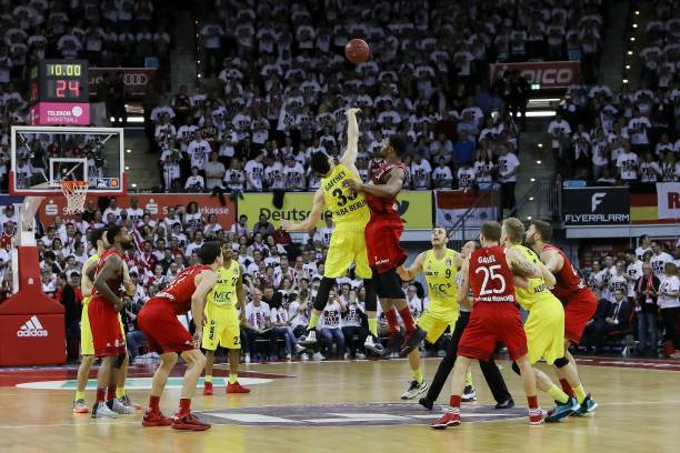 出现了意外 出现了意外