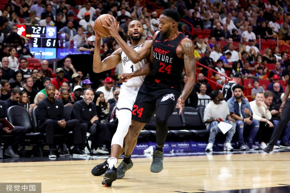 队对困境的 队对困境的