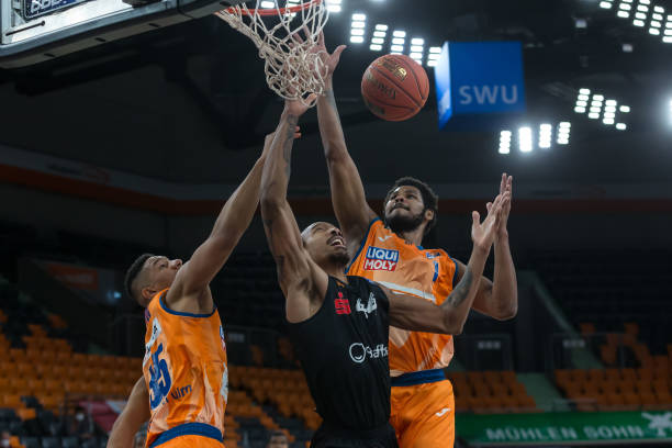 对阵意大利 对阵意大利