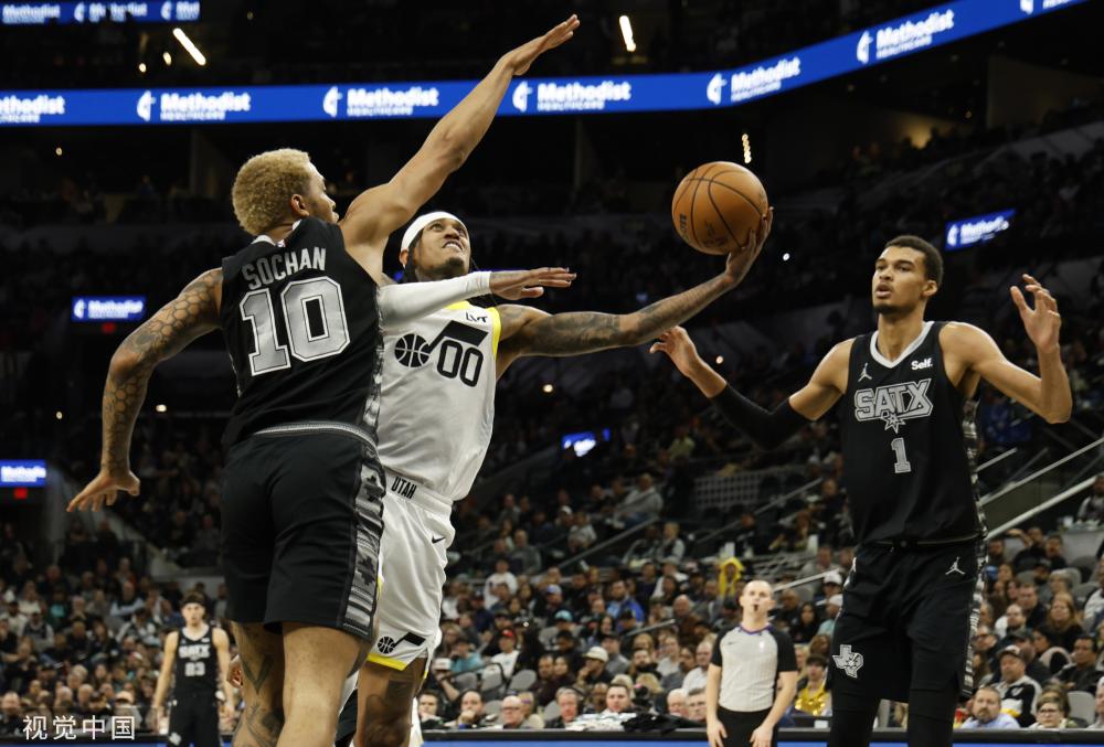 许多球员在 许多球员在